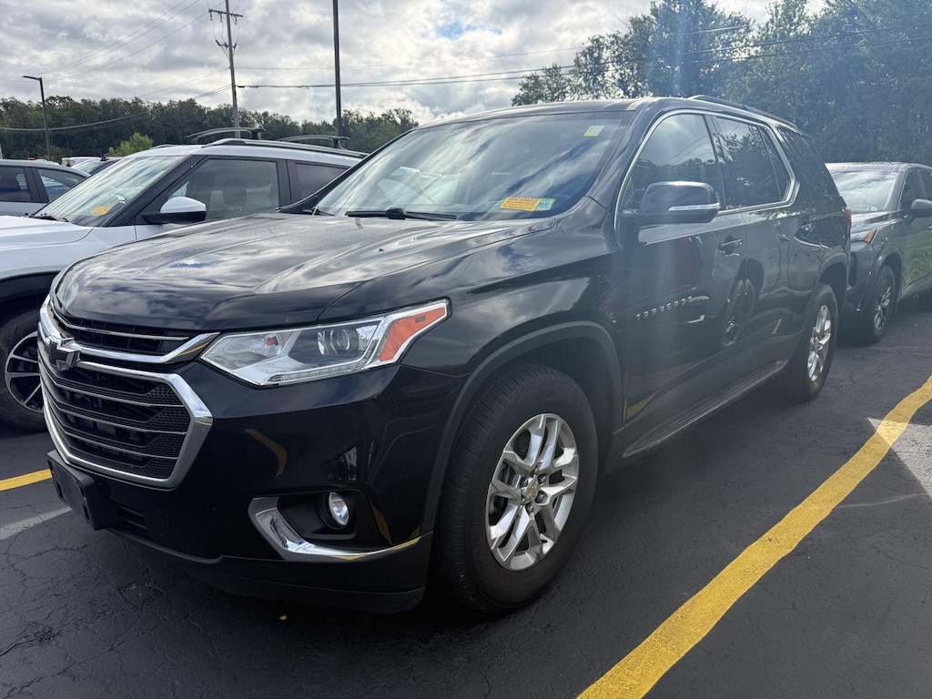 Used 2019 Chevrolet Traverse LT Cloth SUV
