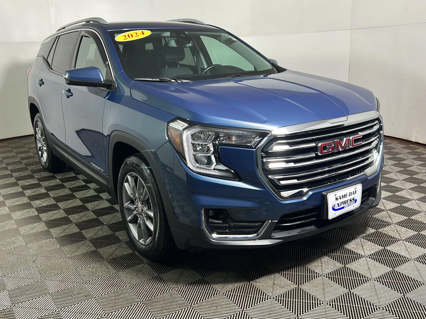Used 2024 GMC Terrain SLT SUV
