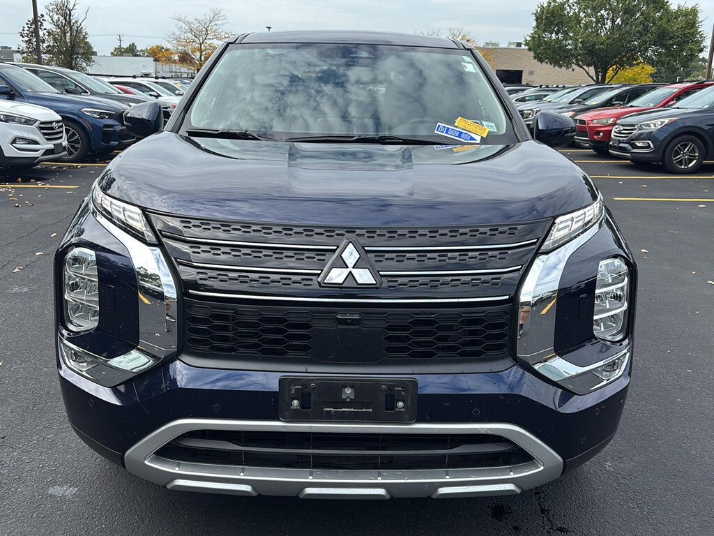 Used 2024 Mitsubishi Outlander SE S-AWC