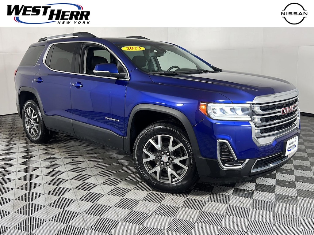 Used 2023 GMC Acadia SLE