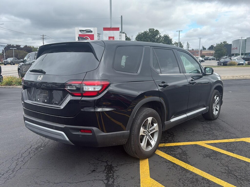 Used 2025 Honda Pilot EX-L SUV