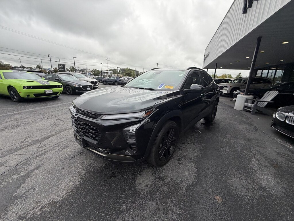 Used 2024 Chevrolet Trax Activ SUV