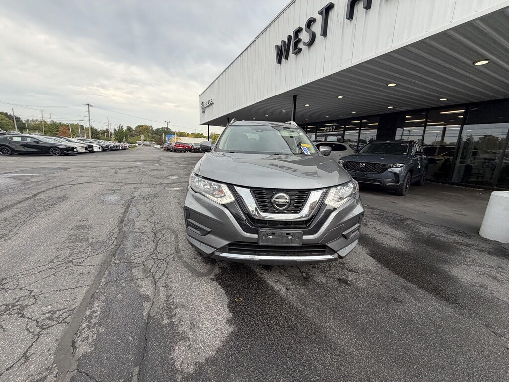 Used 2020 Nissan Rogue SV SUV
