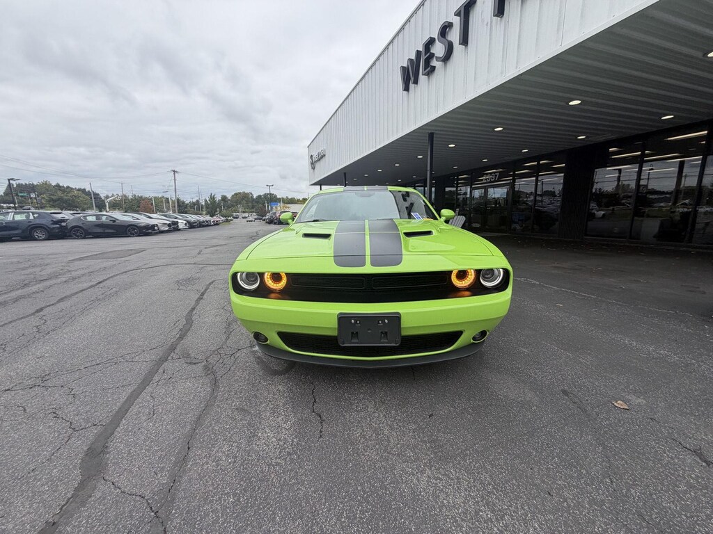 Used 2023 Dodge Challenger SXT Coupe