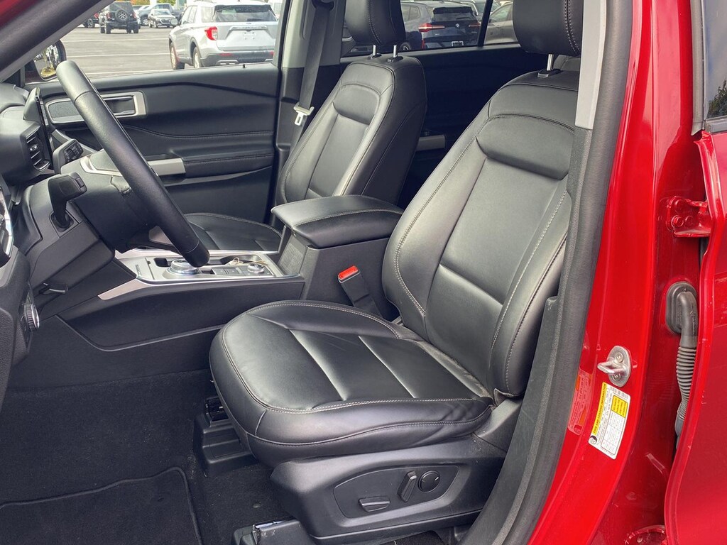 Used 2023 Ford Explorer XLT SUV