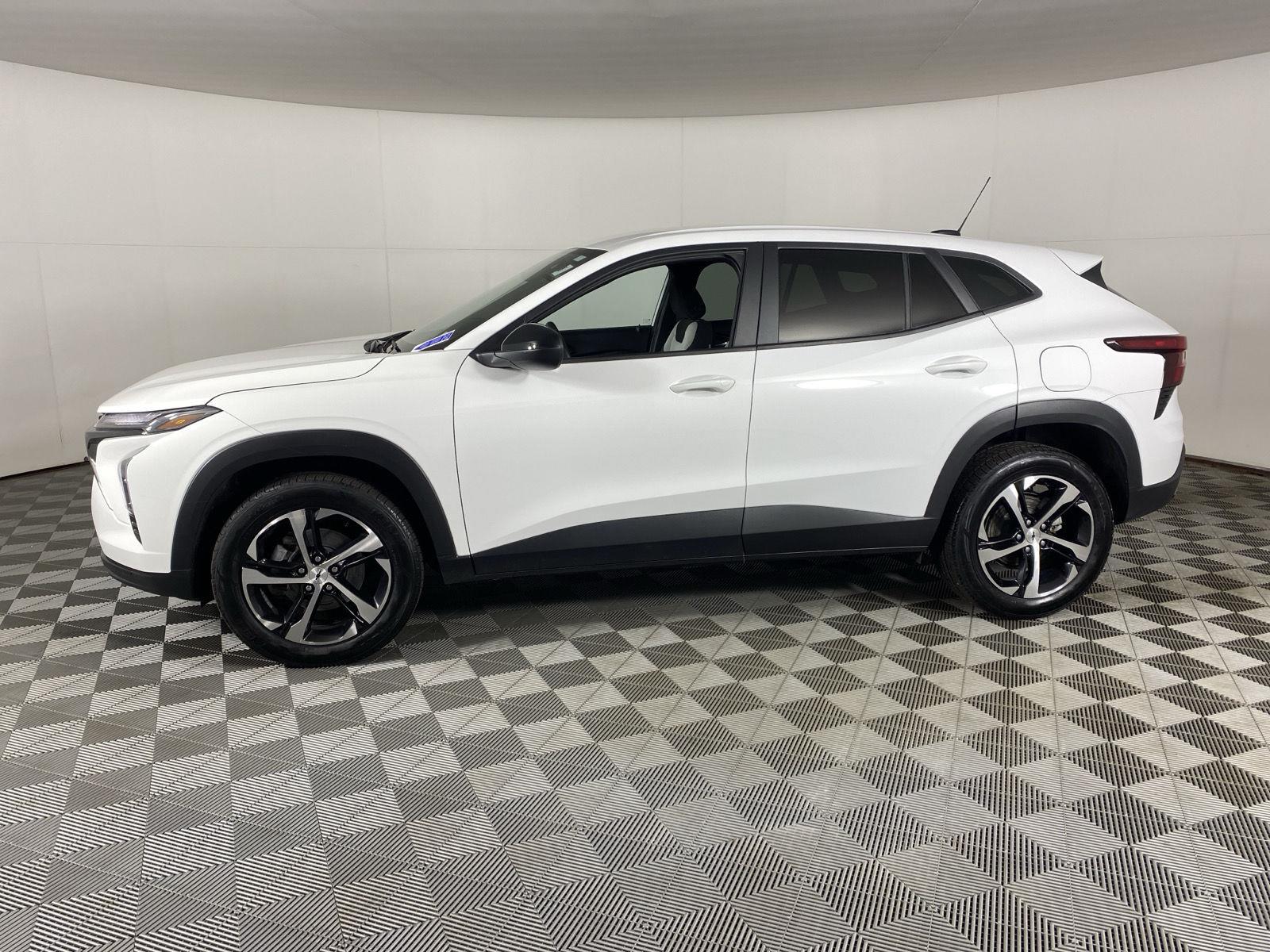 Used 2024 Chevrolet Trax 1RS SUV