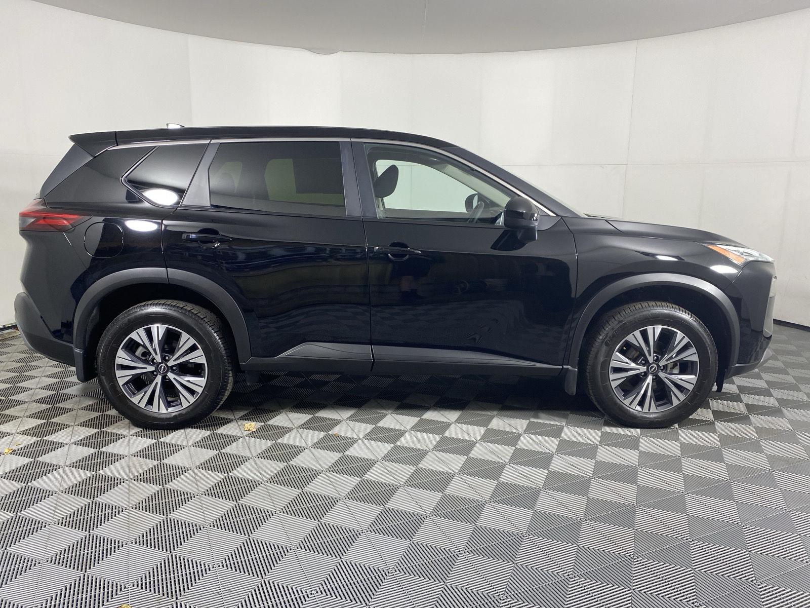 Used 2023 Nissan Rogue SV SUV