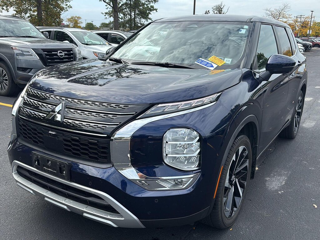 Used 2024 Mitsubishi Outlander SE S-AWC