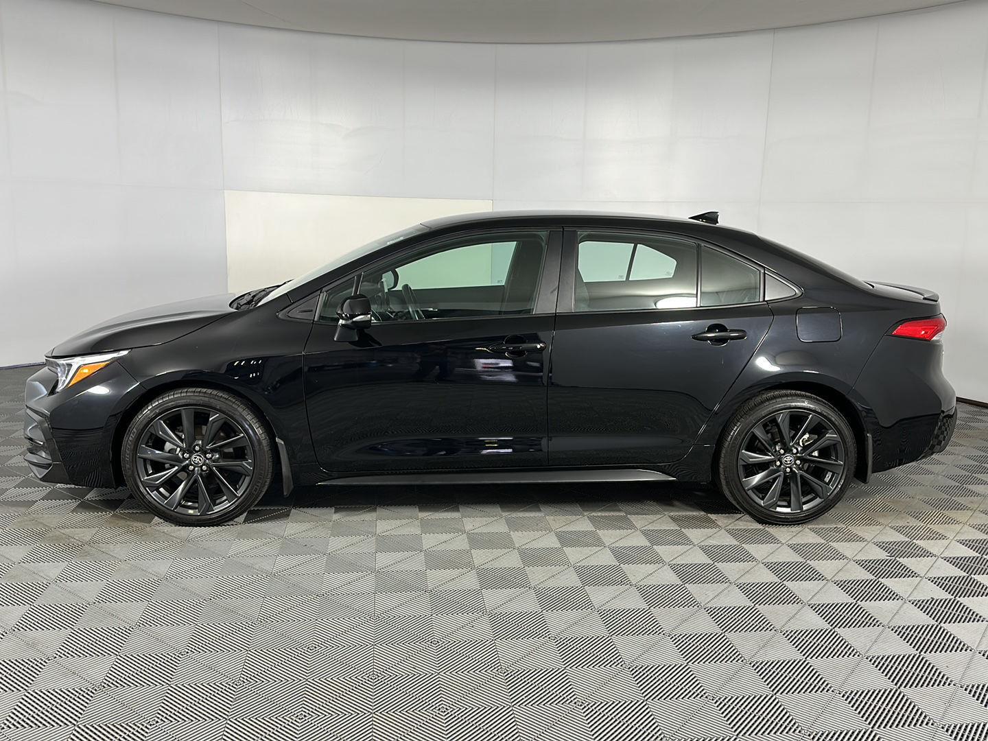 Certified 2024 Toyota Corolla SE Sedan