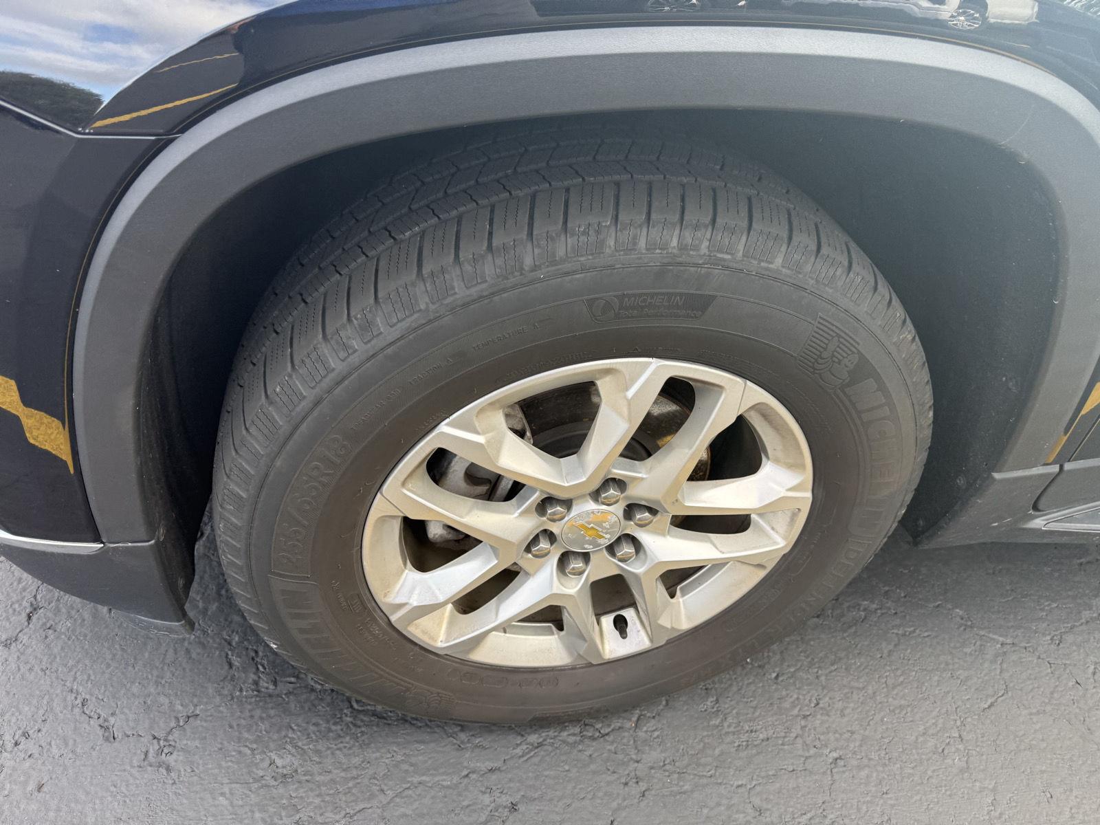 Used 2019 Chevrolet Traverse LT Cloth SUV