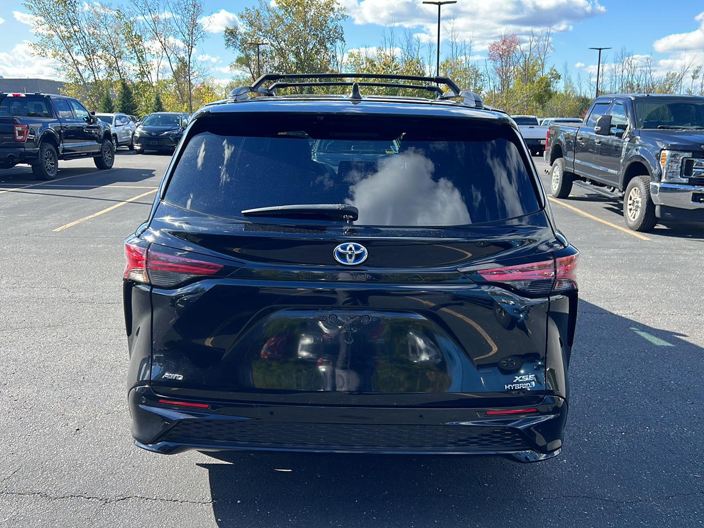 Certified 2024 Toyota Sienna XSE 7-Passenger Van
