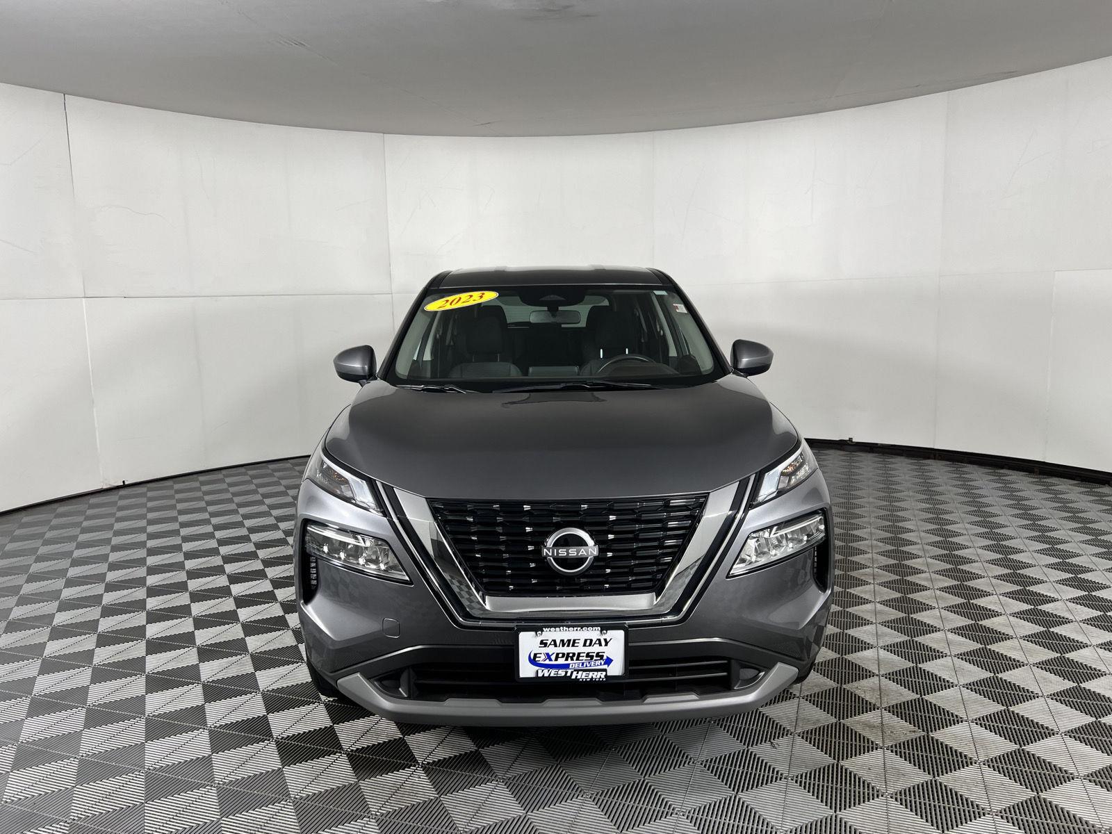 Used 2023 Nissan Rogue SV SUV