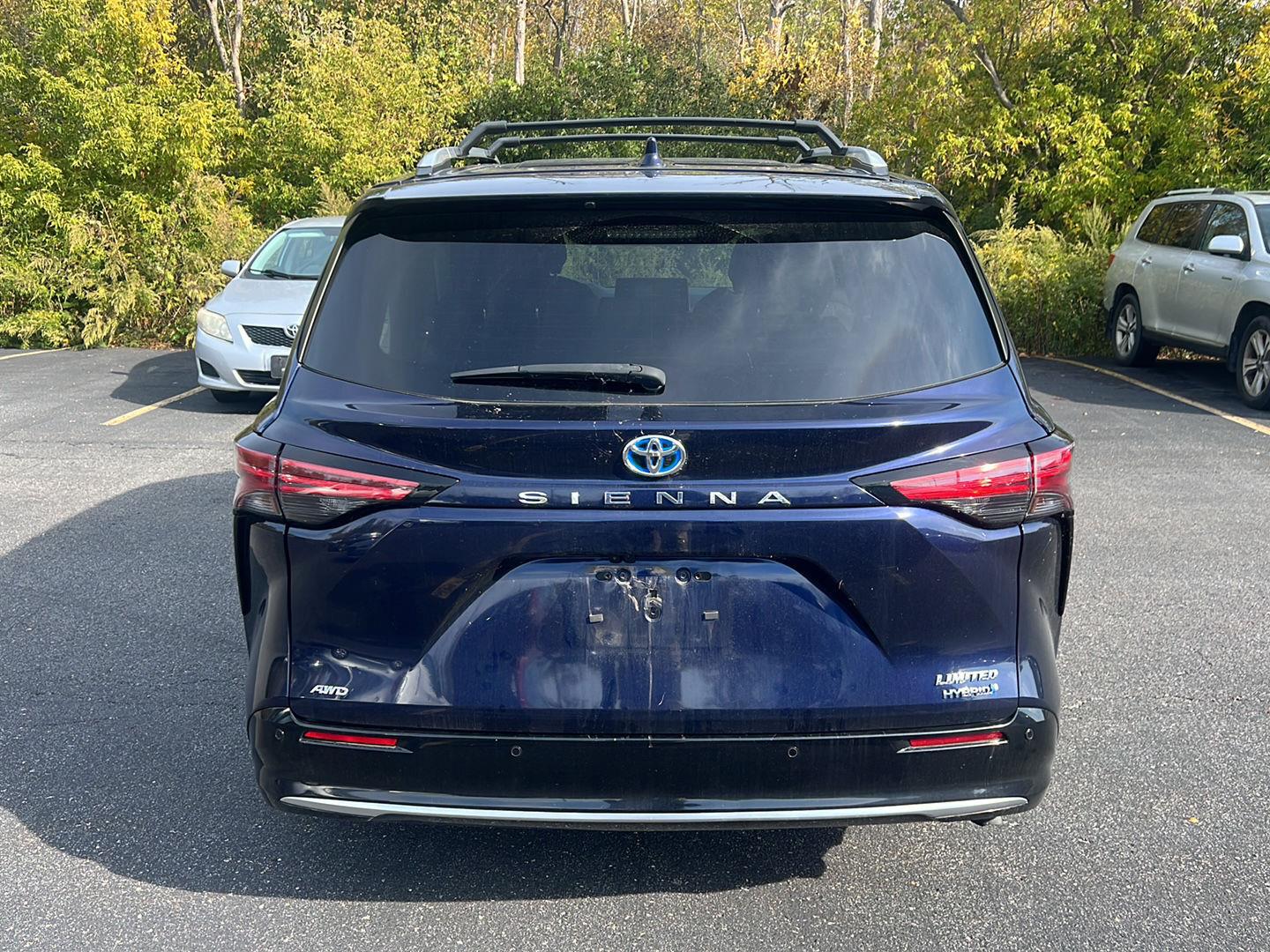 Certified 2024 Toyota Sienna Limited 7-Passenger Van