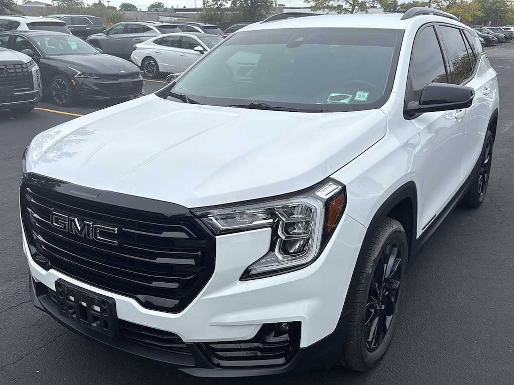 Used 2023 GMC Terrain SLT SUV
