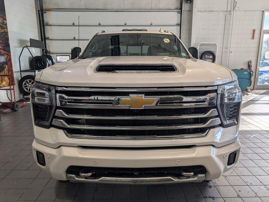 Used 2024 Chevrolet Silverado 2500HD High Country Truck