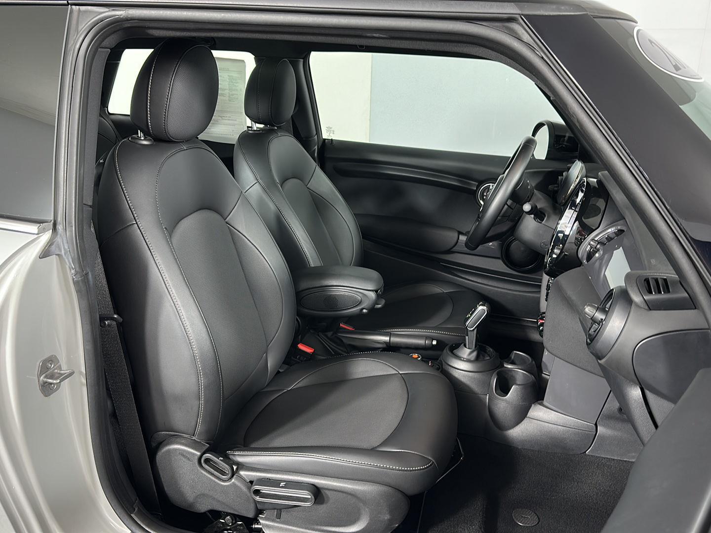 Used 2022 MINI Hardtop 2 Door Oxford Edition Hatchback