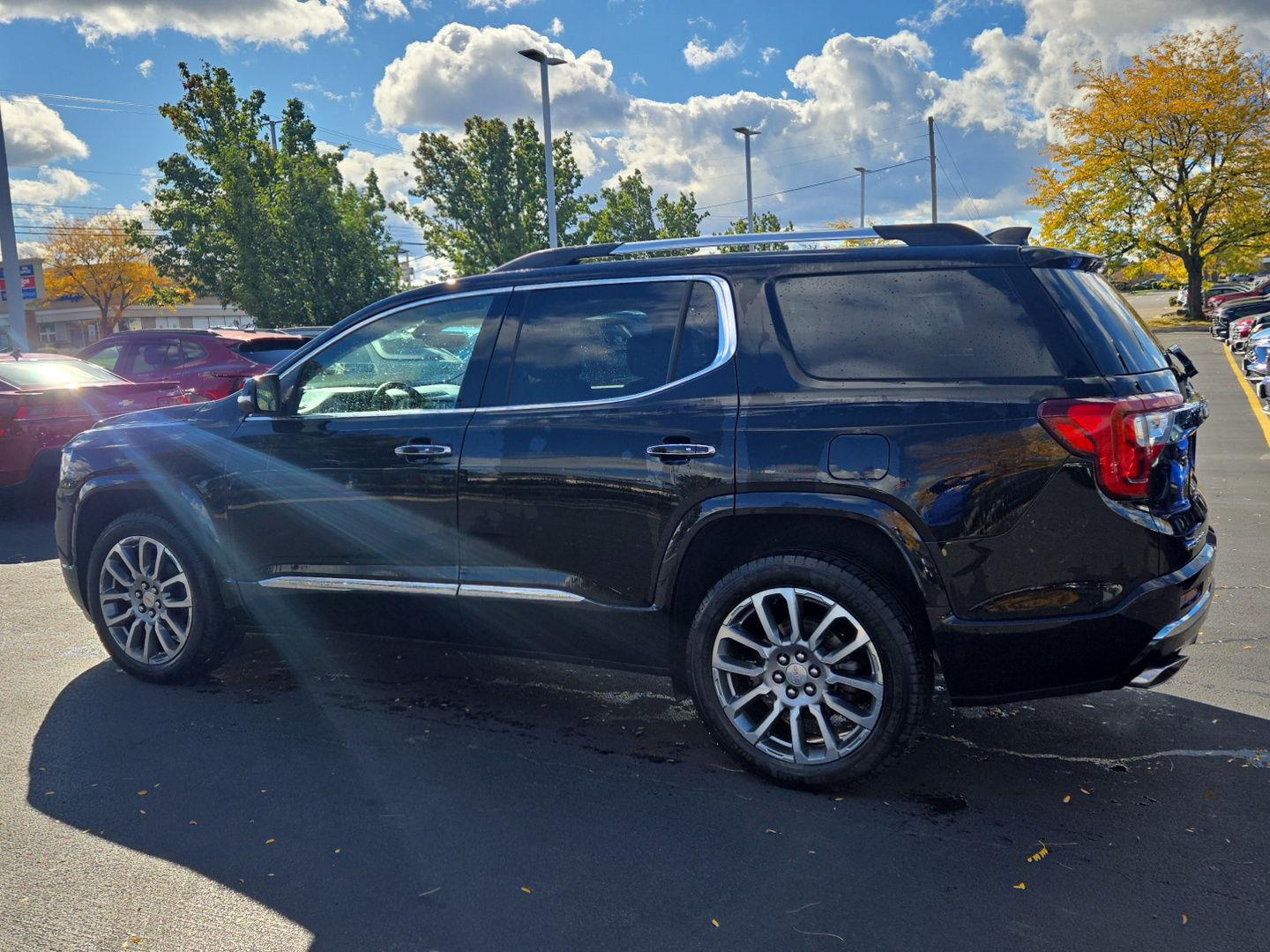 Used 2023 GMC Acadia Denali