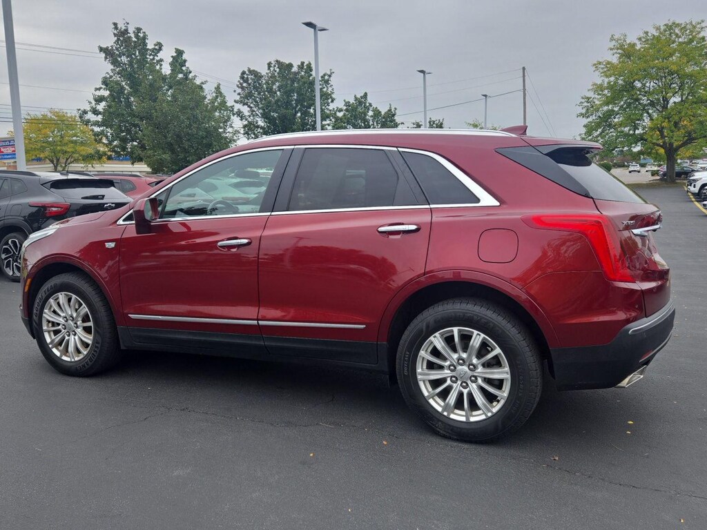 Used 2017 Cadillac XT5 FWD SUV