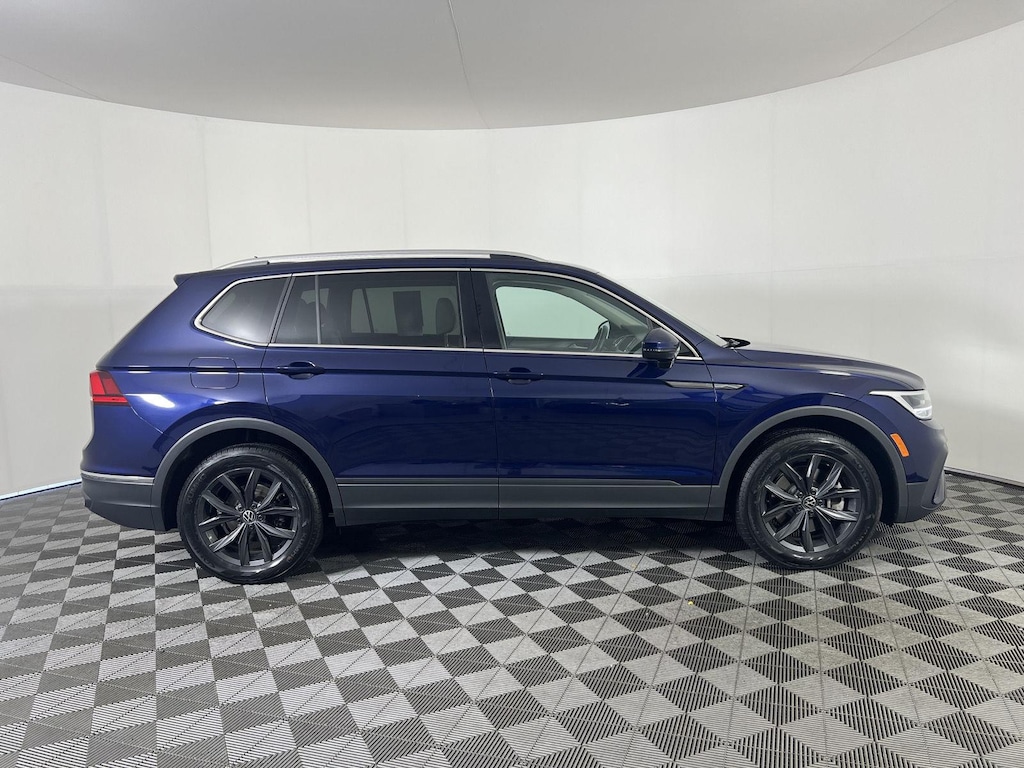Used 2024 Volkswagen Tiguan SE SUV