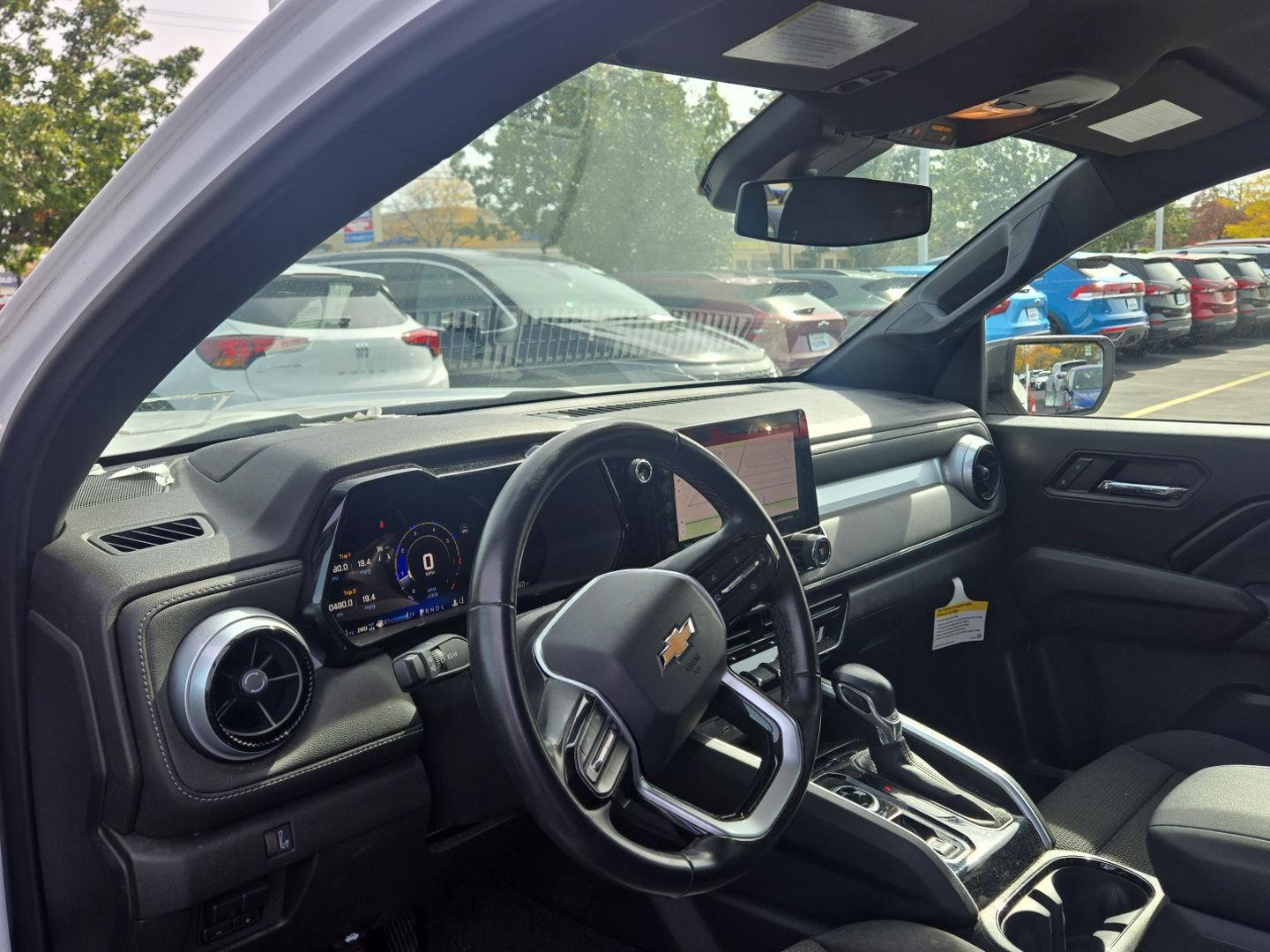 Used 2024 Chevrolet Colorado 4WD LT Truck