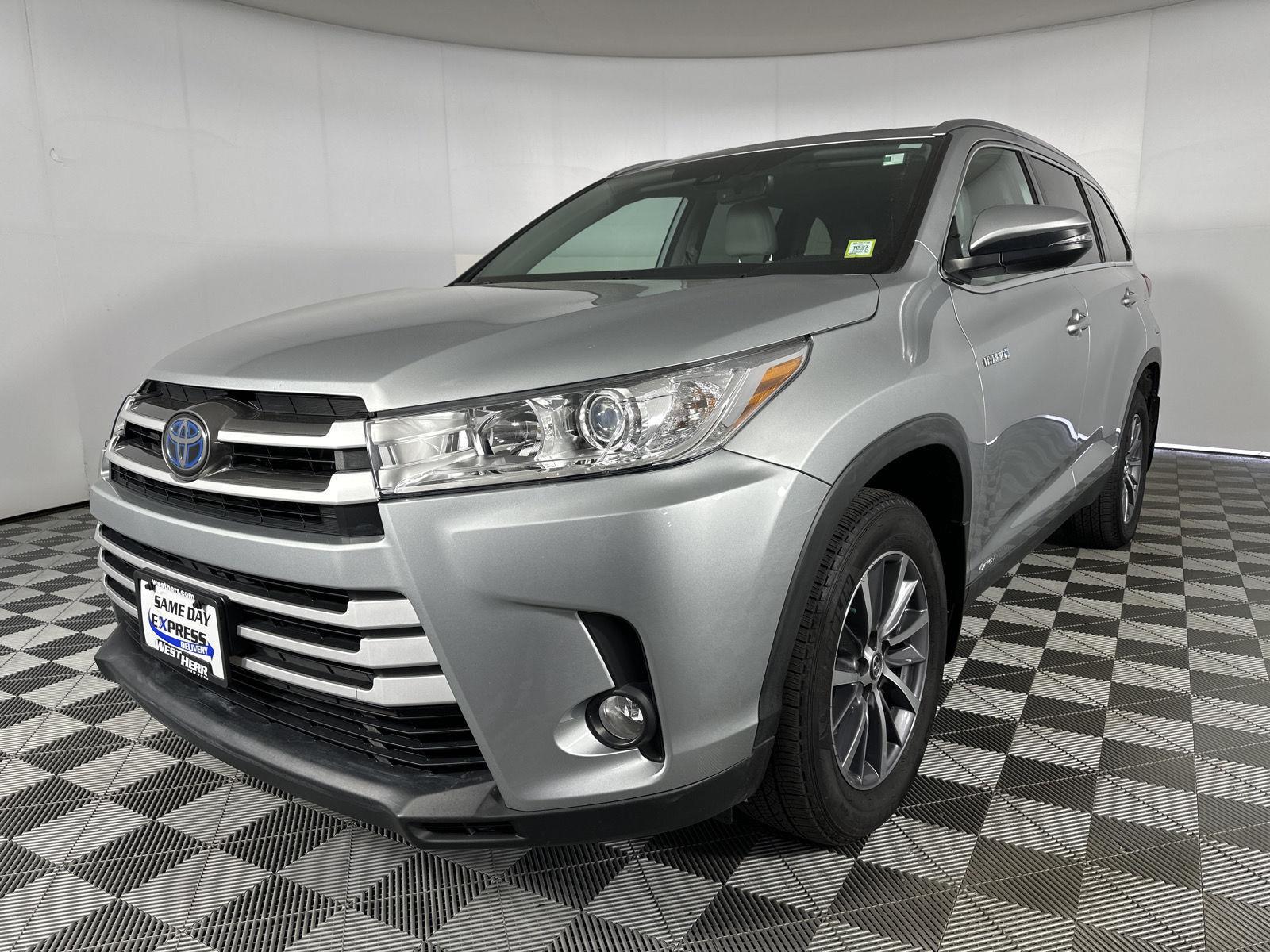 Used 2019 Toyota Highlander Hybrid XLE SUV