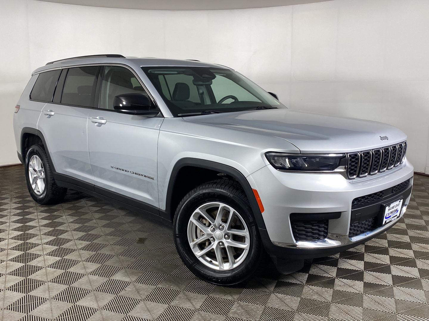 Used 2023 Jeep Grand Cherokee L Laredo SUV