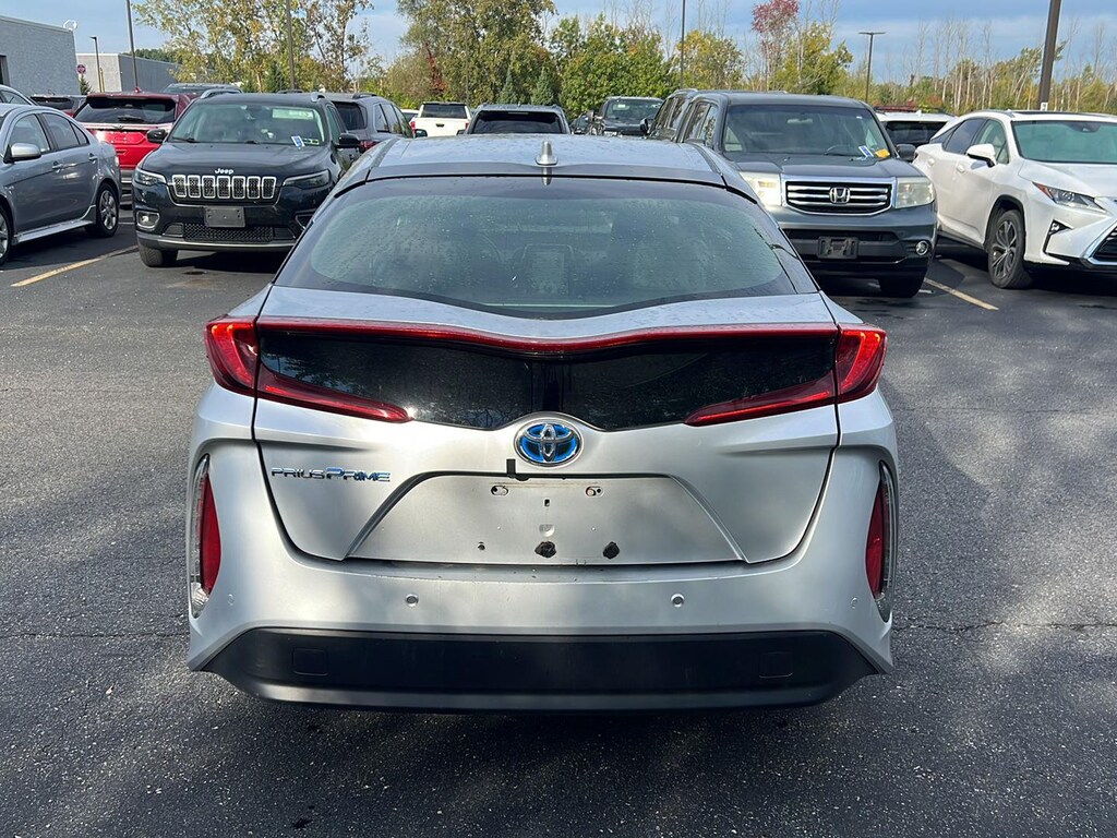 Used 2017 Toyota Prius Prime Advanced Hatchback
