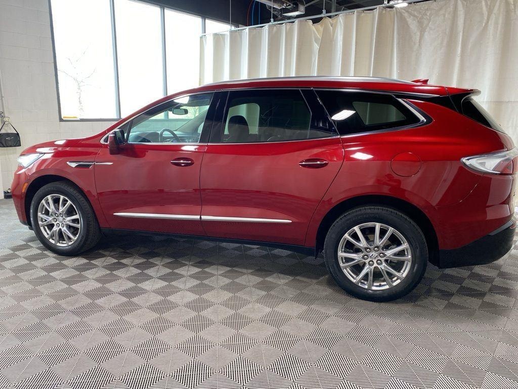 Used 2023 Buick Enclave Essence SUV