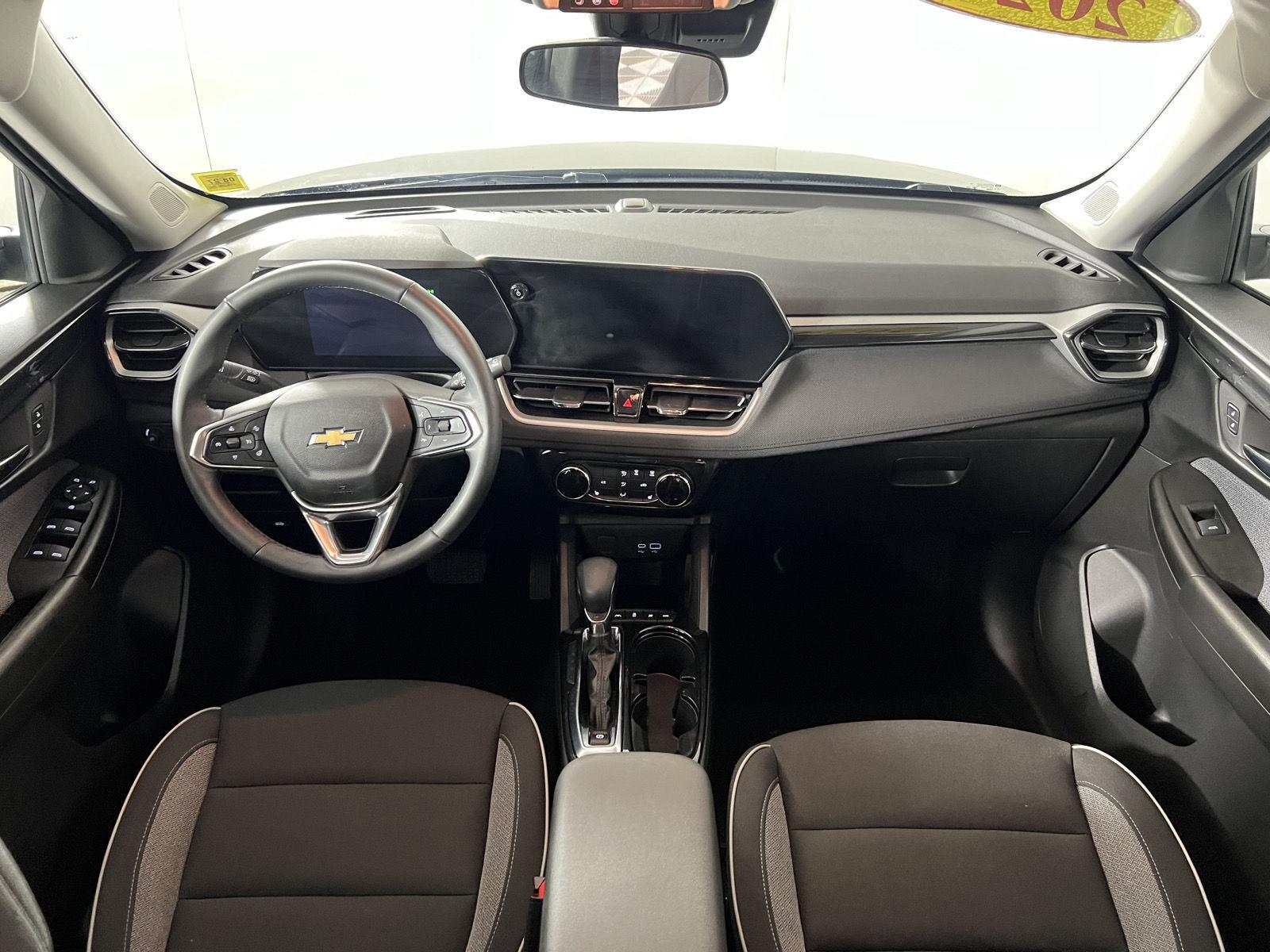 Used 2024 Chevrolet Trailblazer LT SUV