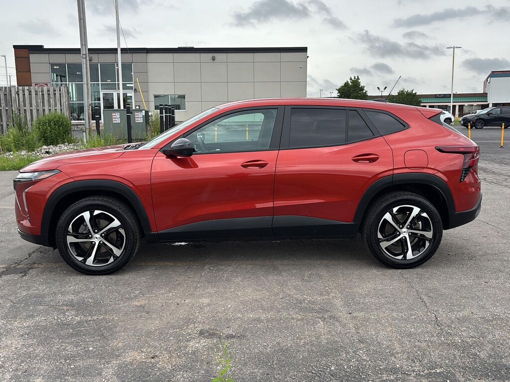 Used 2024 Chevrolet Trax 1RS SUV