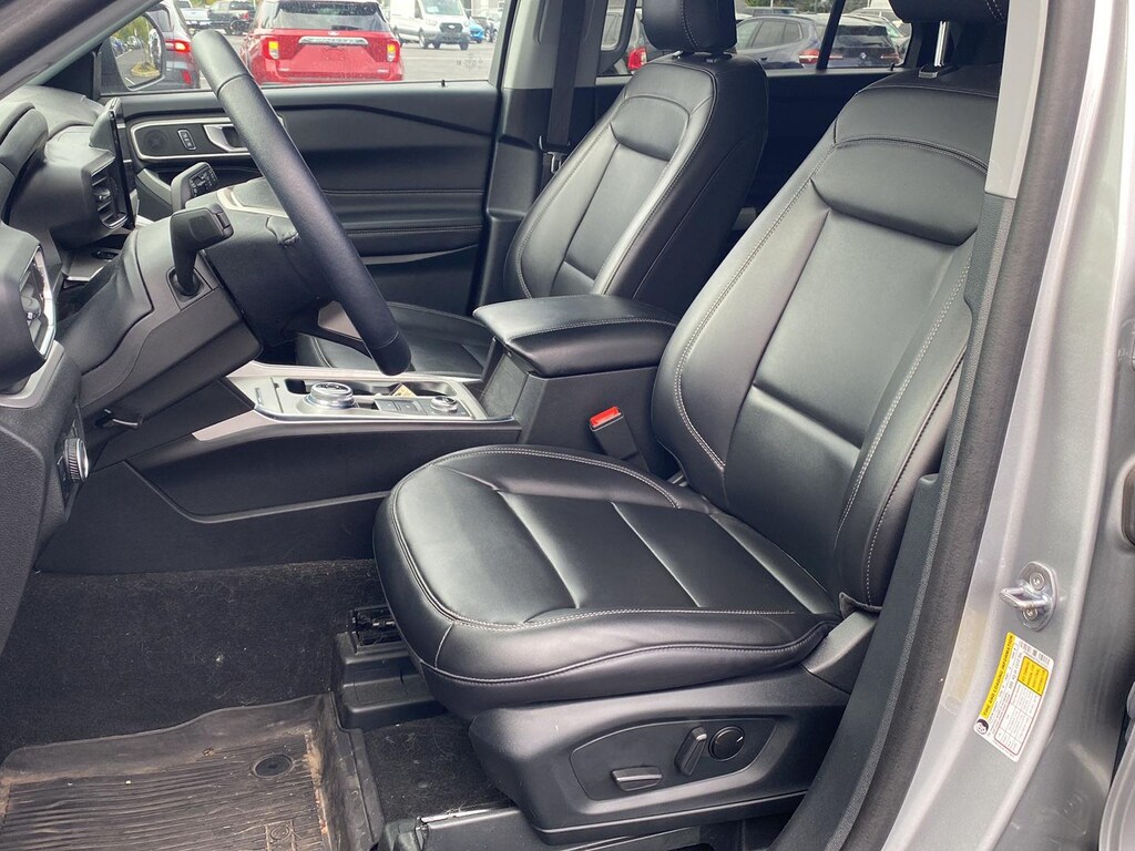Used 2023 Ford Explorer XLT SUV