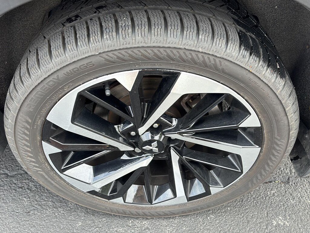 Used 2024 Mitsubishi Outlander SE S-AWC