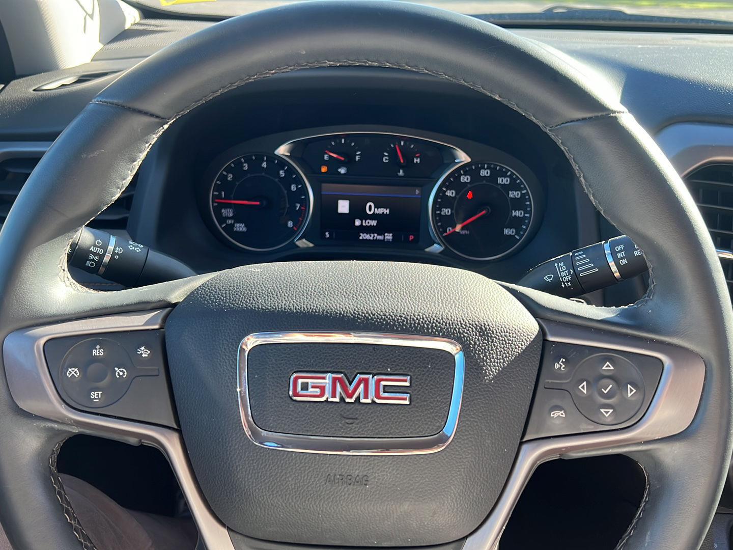 Used 2023 GMC Acadia AT4
