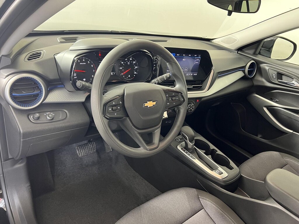 Used 2025 Chevrolet Trax LS SUV