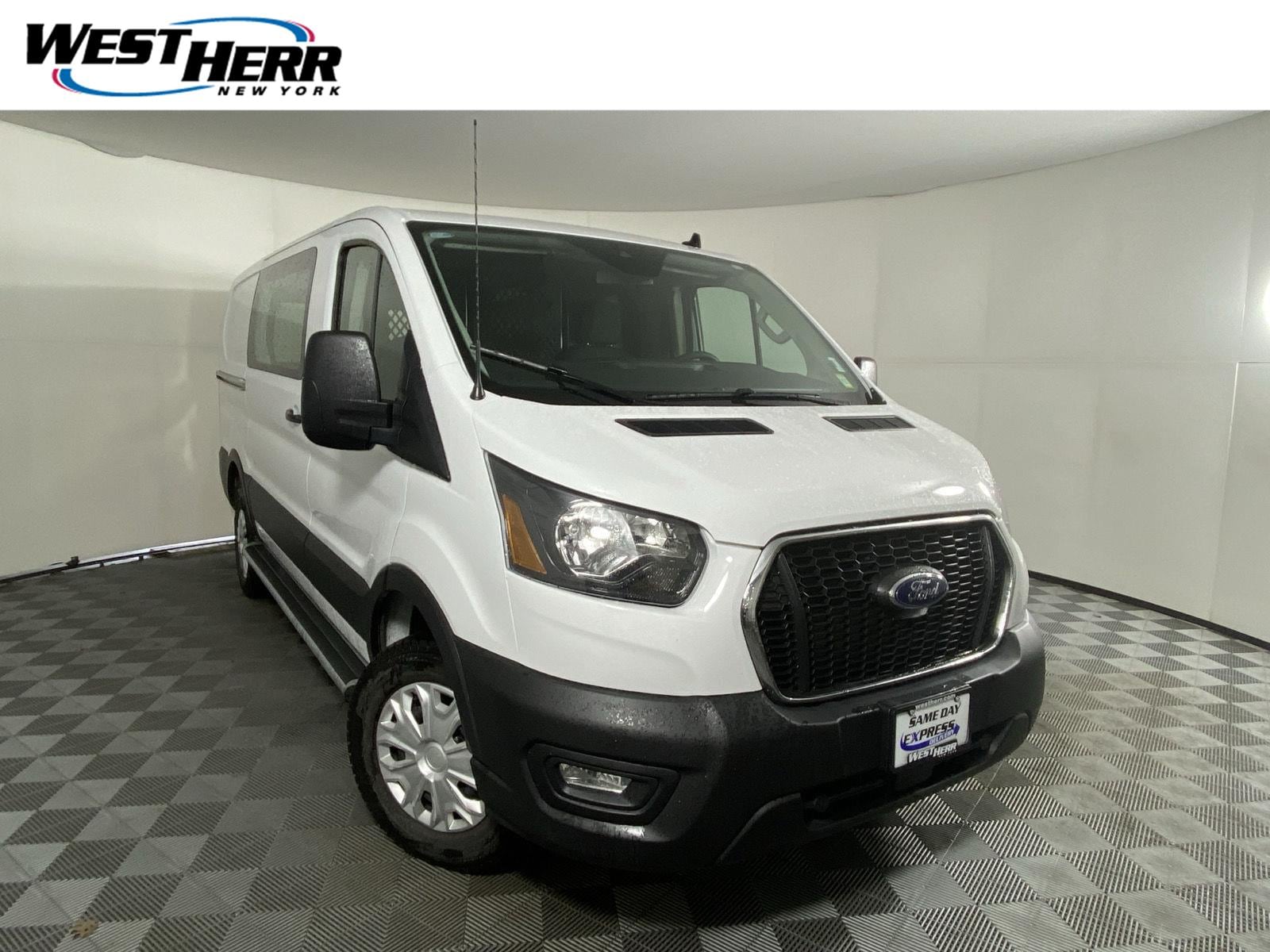 2025 Ford Transit Van Base