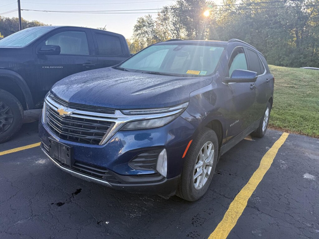 Used 2022 Chevrolet Equinox LT SUV