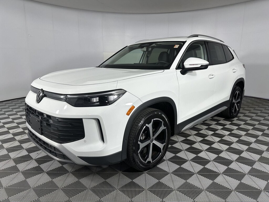 Certified 2026 Volkswagen Tiguan SE SUV