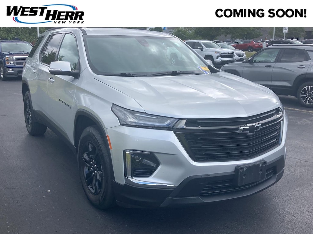 Used 2022 Chevrolet Traverse LT Cloth SUV