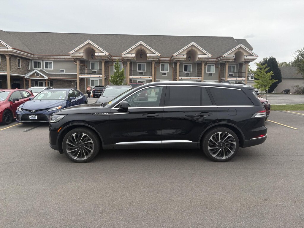 Used 2025 Lincoln Aviator Reserve SUV