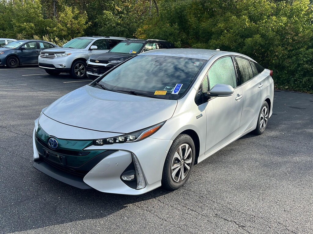 Used 2017 Toyota Prius Prime Advanced Hatchback