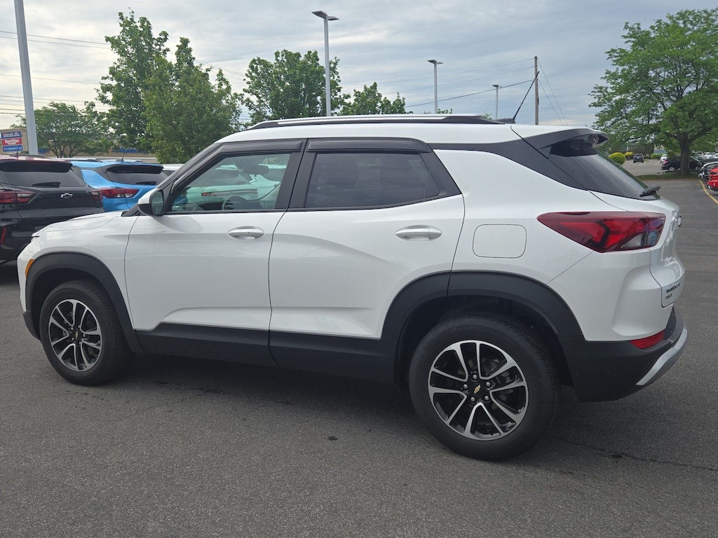 Used 2024 Chevrolet Trailblazer LT SUV
