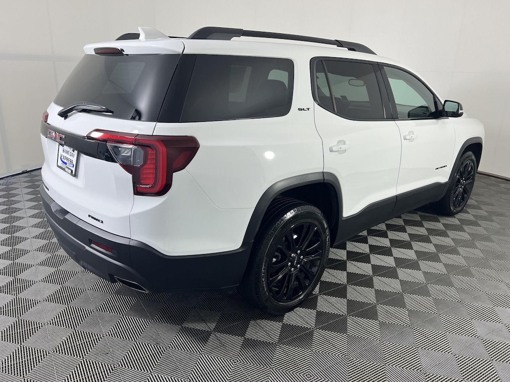 Used 2023 GMC Acadia SLT SUV