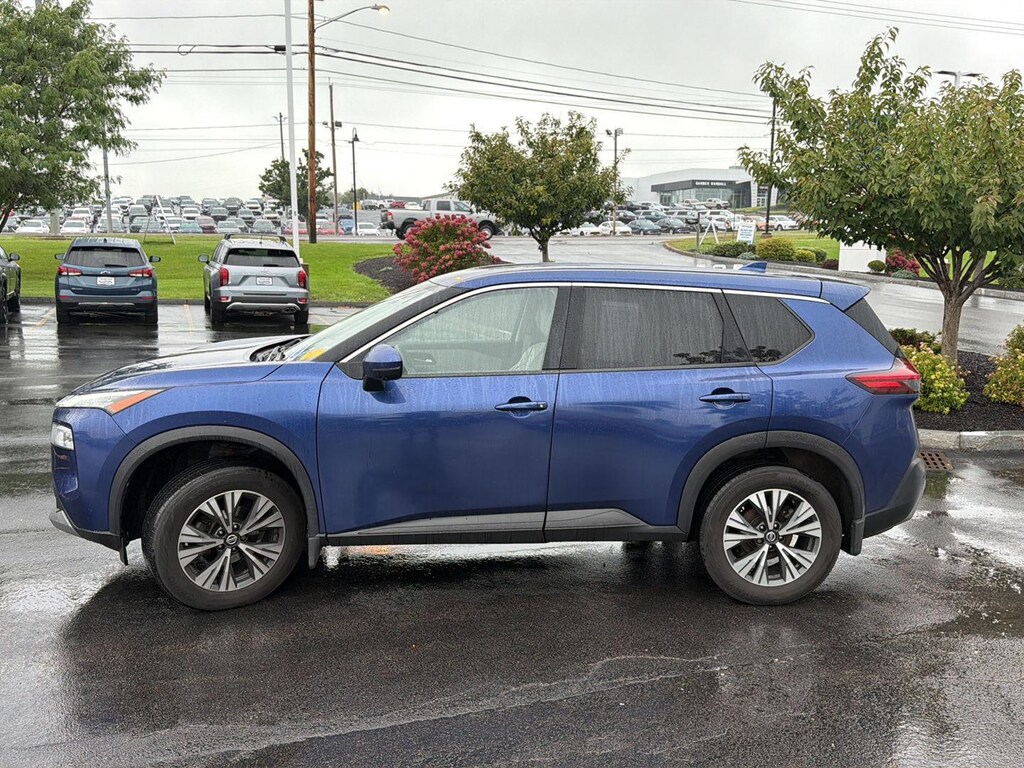 Used 2021 Nissan Rogue SV SUV