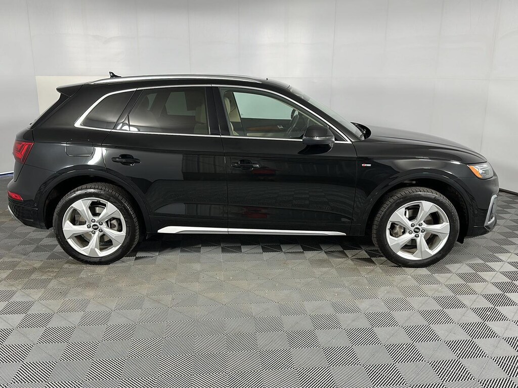 Used 2023 Audi Q5 S Line Prestige SUV