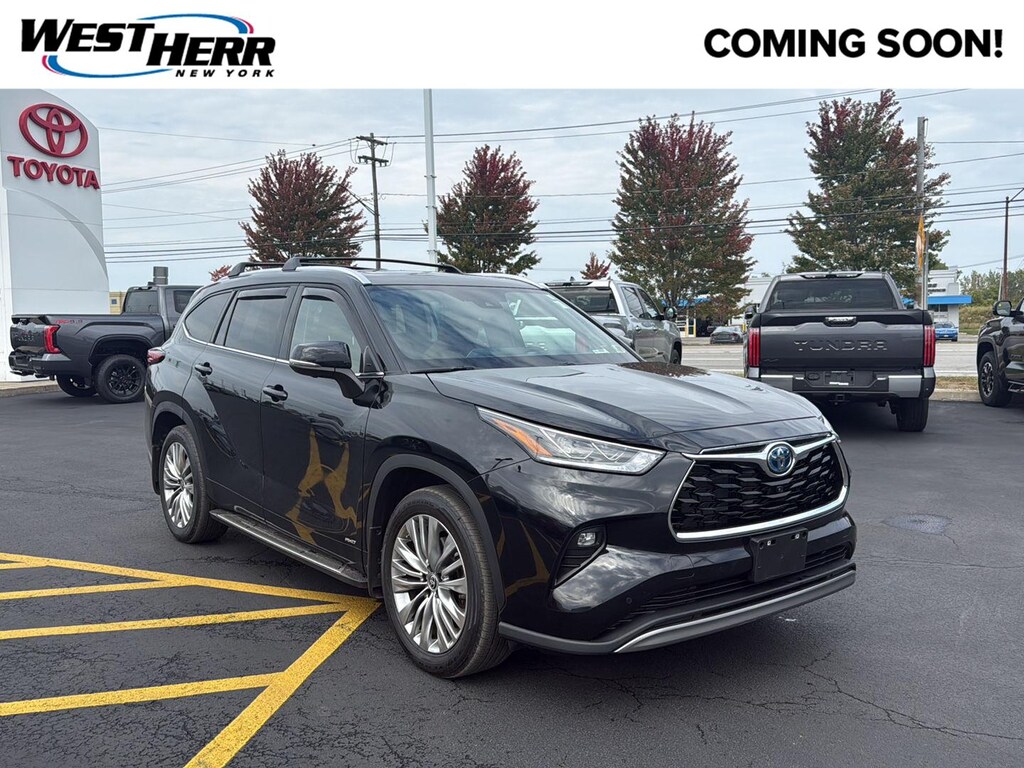 Used 2023 Toyota Highlander Hybrid Platinum SUV