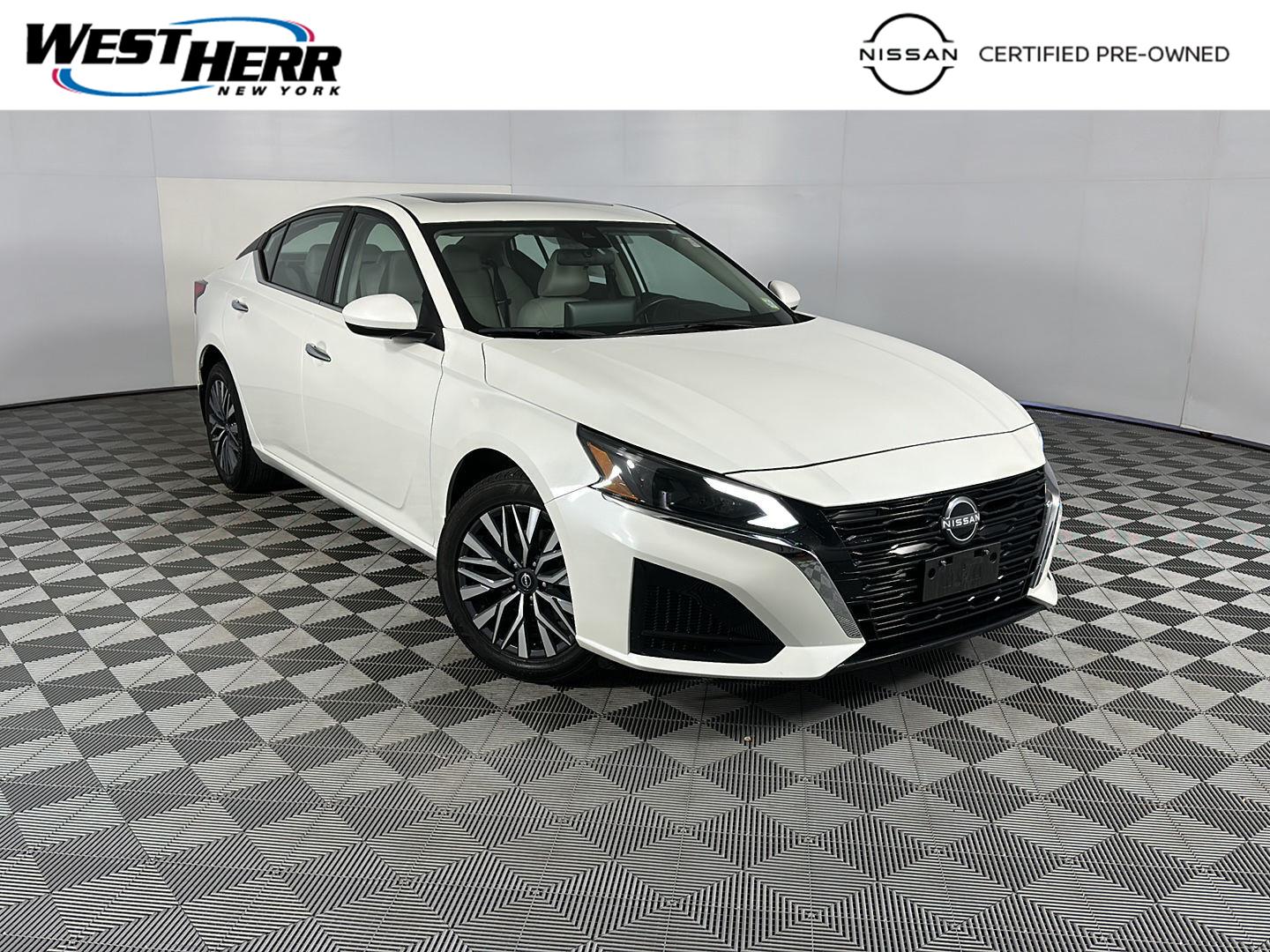2024 Nissan Altima SV