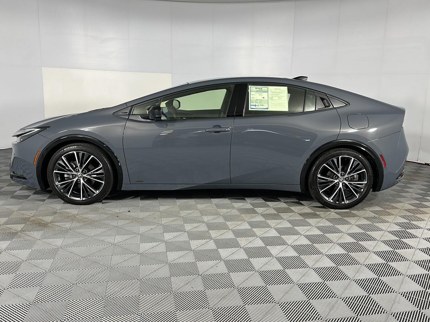 Certified 2023 Toyota Prius XLE Hatchback
