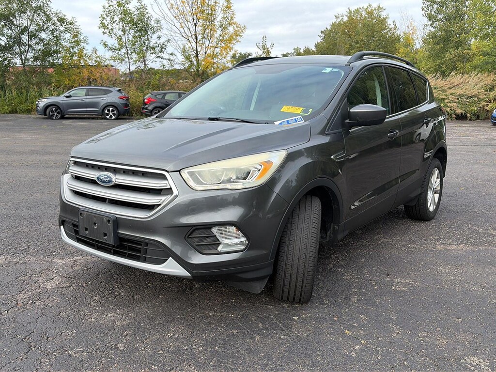 Used 2017 Ford Escape SE SUV