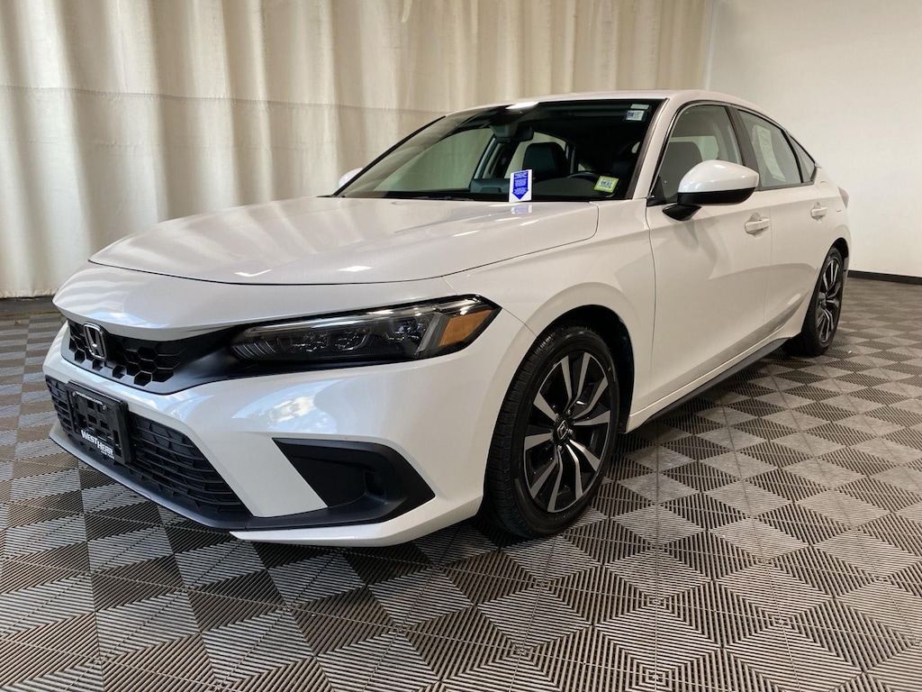 Certified 2024 Honda Civic EX-L Hatchback