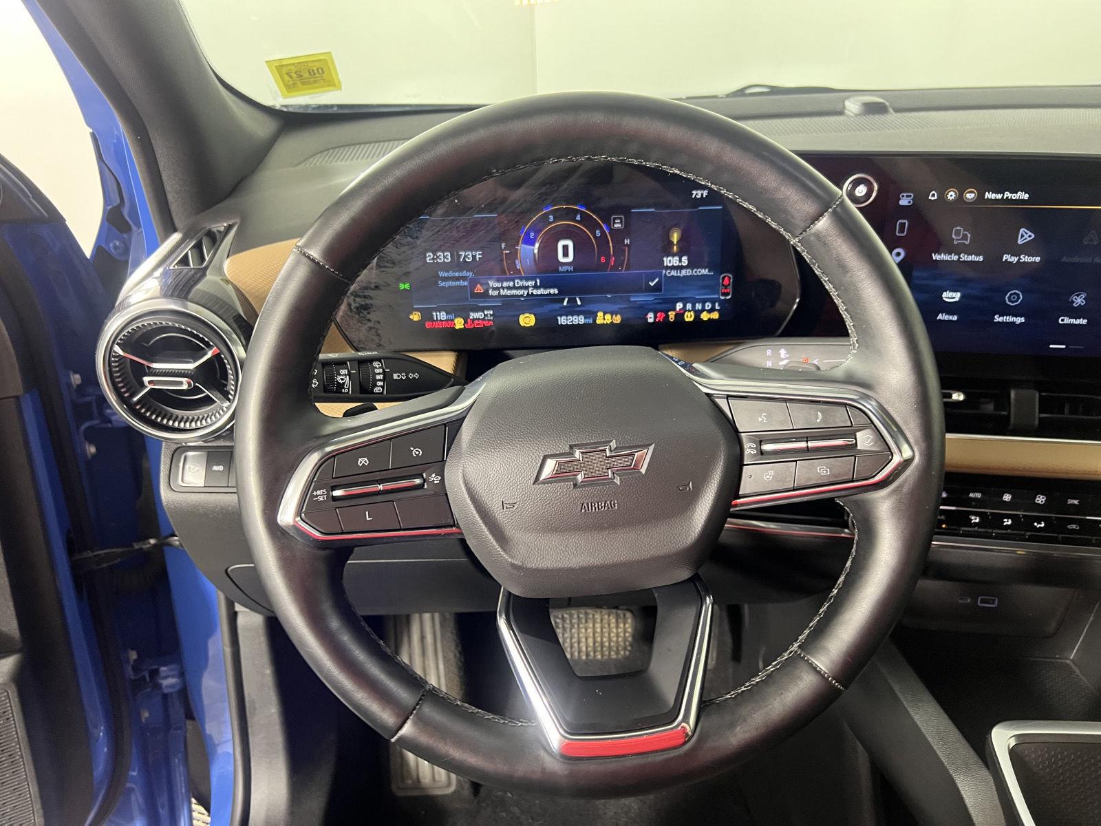Used 2025 Chevrolet Equinox AWD Activ SUV